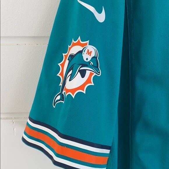 Nike NFL Ryan Tannehill Miami Dolphins Alternate Players Football Jersey - Picture 7 of 8